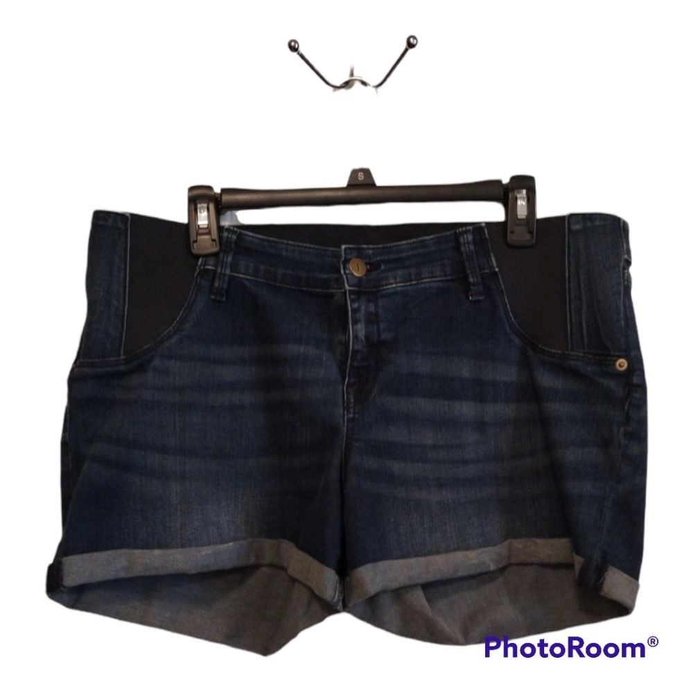 Isabel Maternity mid short dark wash shorts‎